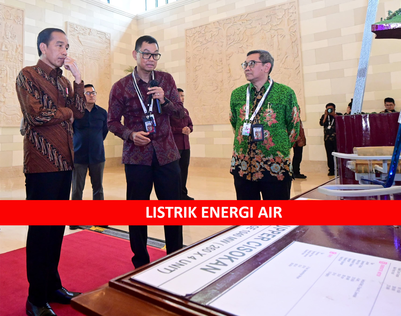 Dirut PLN Paparkan Pengembangan Listrik Energi Air kepada Presiden Jokowi