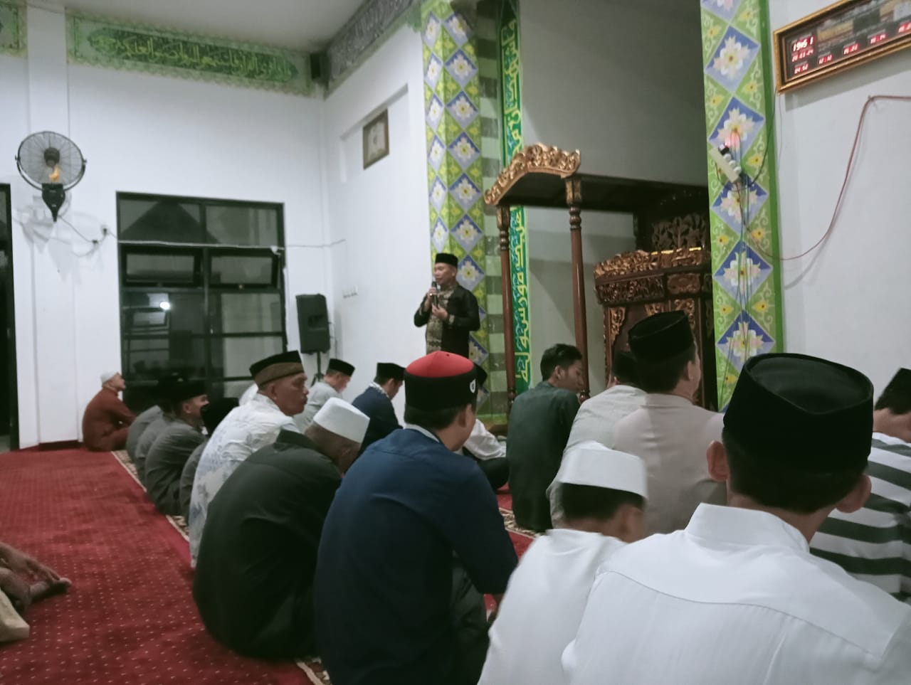 Rutin Gelar Shalat Tarawih di Masjid Komplek Rumdin Bupati Empat Lawang
