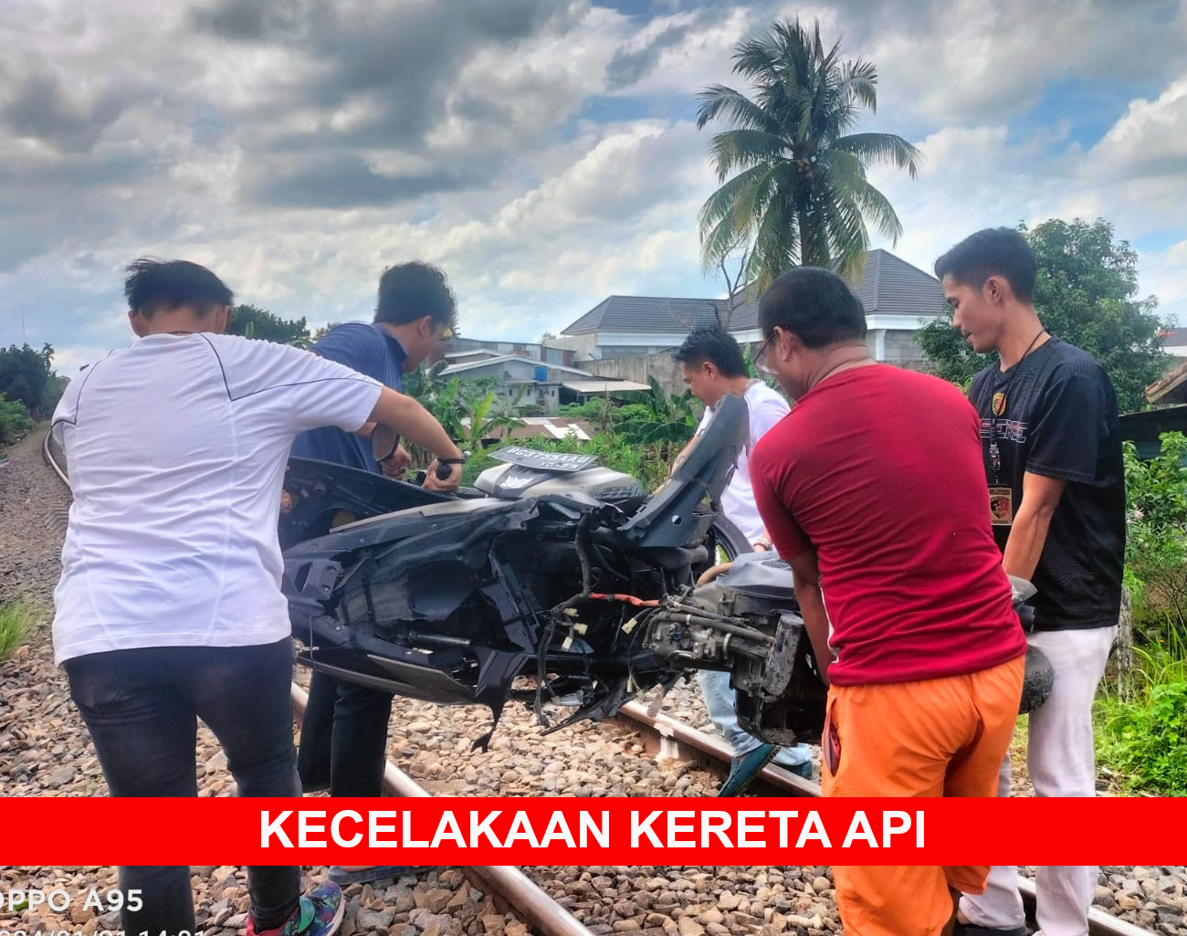 Kereta Api Serelo Jurusan Palembang-Lubuk Linggau Tabrak Perempuan Warga Lahat hingga Tewas