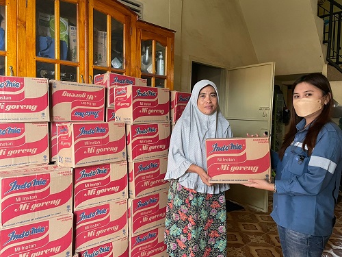 PT Banjarsari Pribumi Salurkan Bantuan Untuk Korban Banjir di Desa Banjarsari 