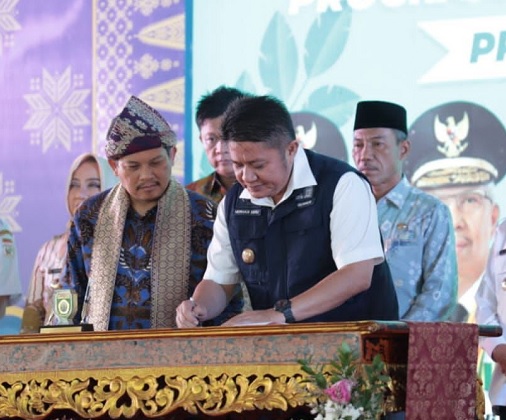 Herman Deru Berlakukan Program BERKAT Warga Sumsel Berobat Cukup Gunakan KTP 