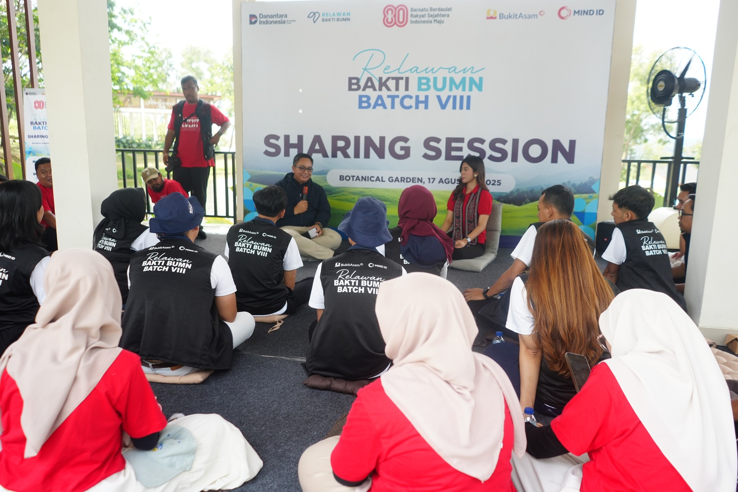 Rayakan Kemerdekaan, Bukit Asam dan Relawan Bakti BUMN Kobarkan Semangat Bangun Negeri di HUT RI ke-80