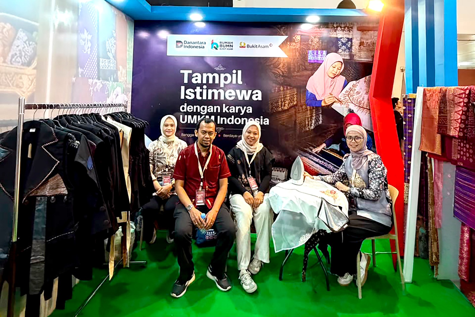 PTBA Perkuat Daya Saing UMKM Binaan Lewat Partisipasi di INACRAFT Festival 2026
