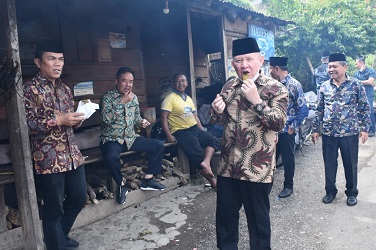 Bupati Lahat Cik Ujang : Berkunjung ke Lahat, Mampir Cicipi Lemang Tanjung Siri