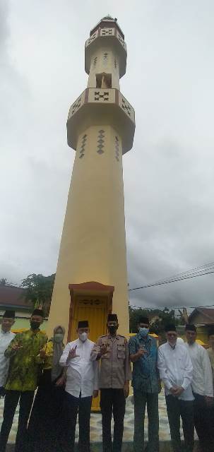 Menara 17 Rakaat Masjid Baiturrohman Rampung Dibangun