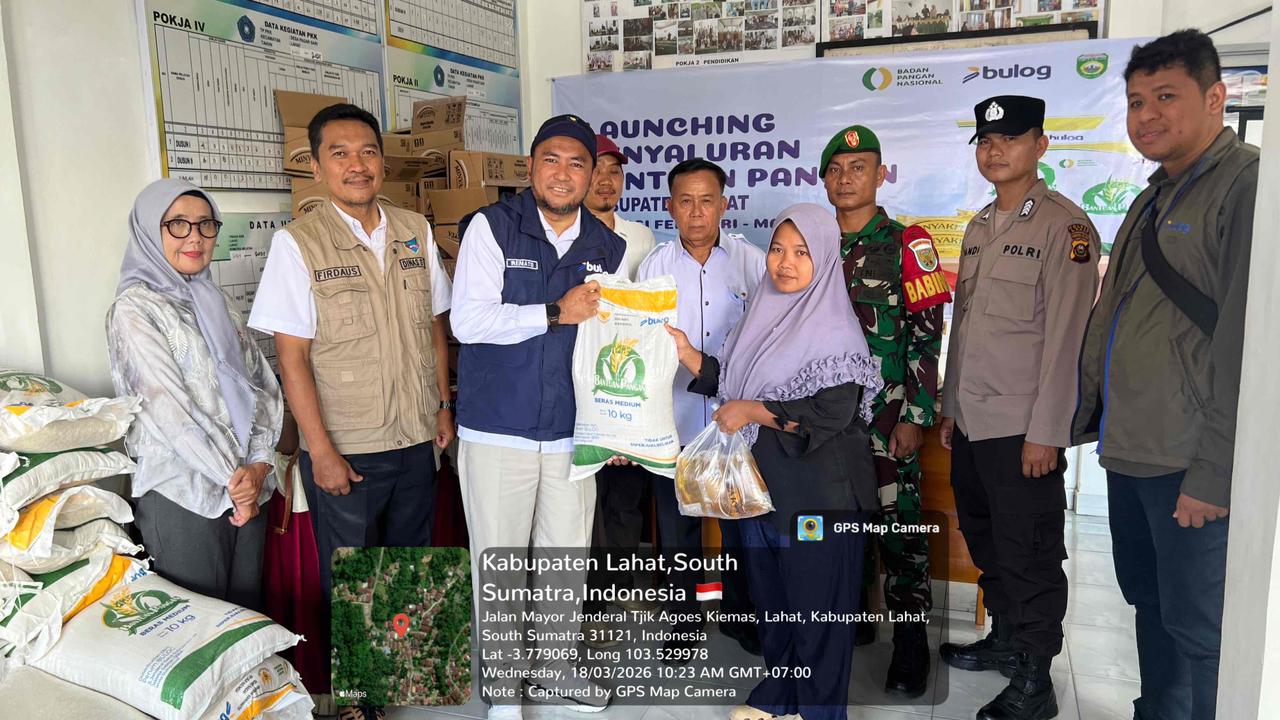 Bulog dan Dinas Ketahanan Pangan Lahat Launching Bantuan Pangan di Pagar Sari