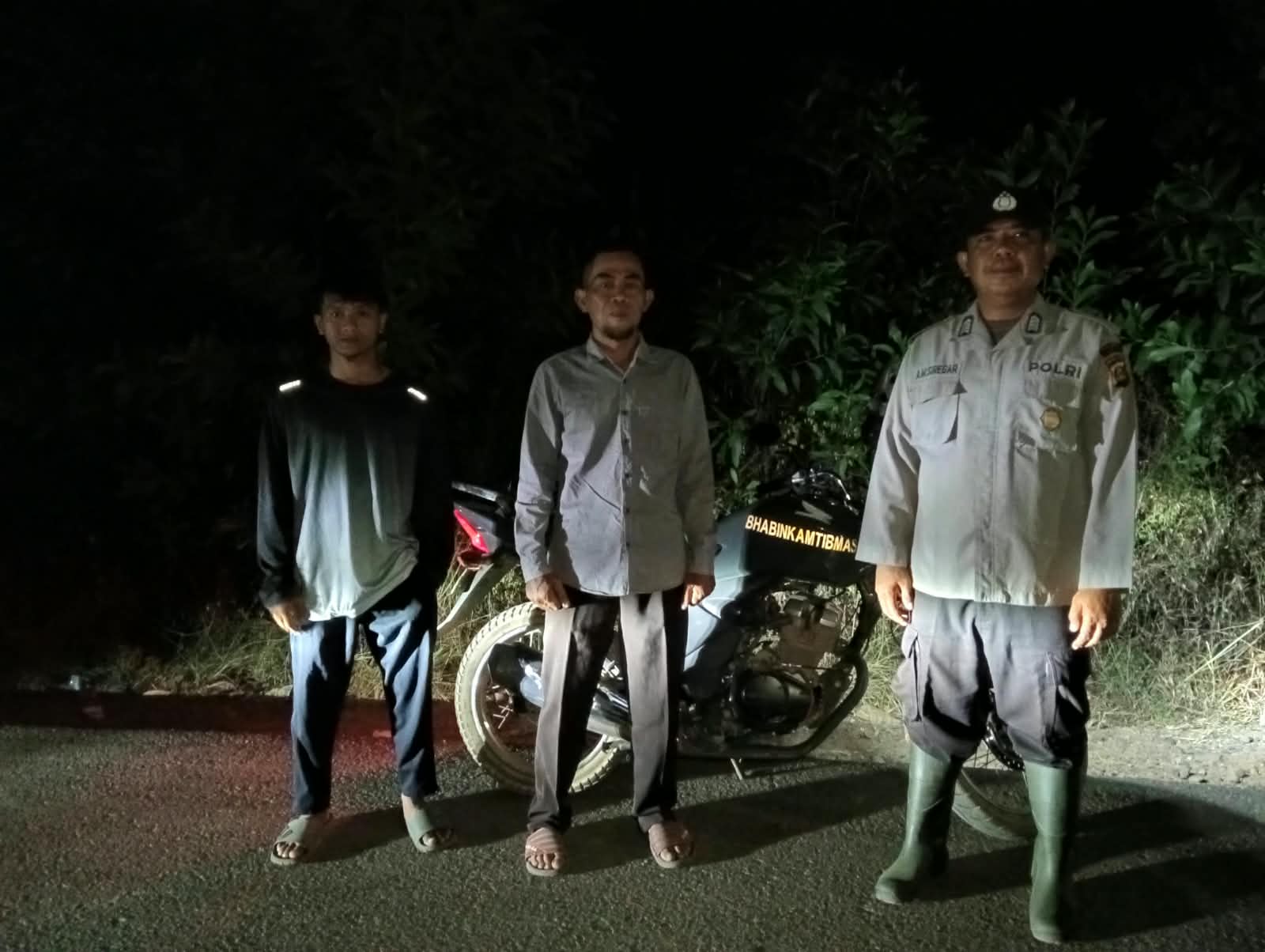 Cegah Karhutla, Polsek Kikim Timur Tingkatkan Patroli Malam