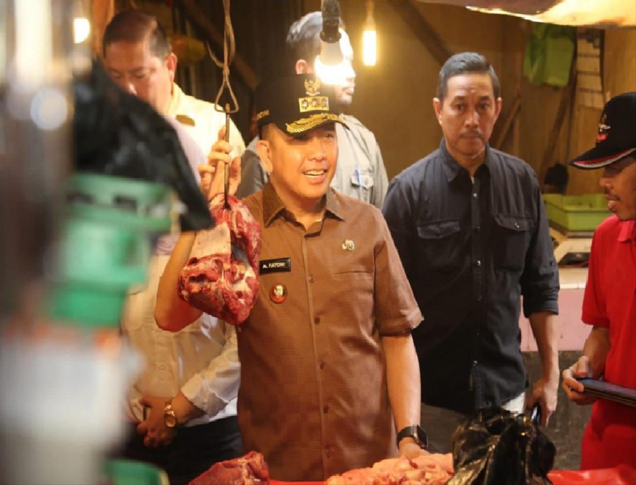 Pj Gubernur Sumsel Agus Fatoni Kunjungi Pasar Tradisional Cek Harga Bahan Pokok