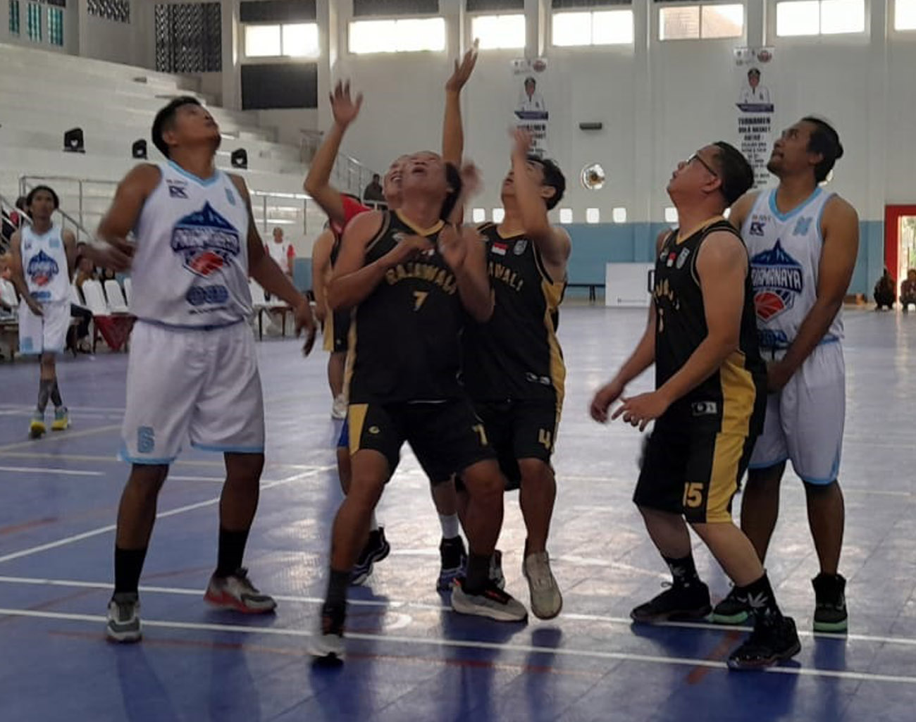 Keren, Priamanaya Group Sponsor Utama Bola Basket Kabupaten Lahat Sampai Dijadikan Bapak Asuh