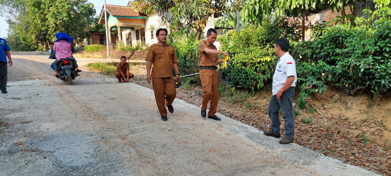 Jalan Cor Beton Terealisasi 100 Persen di Desa Lematang Jaya 