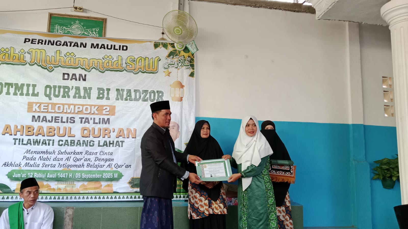 26 Santri Khatam Qur’an, KH Agus Sucipto : Terima Kasih Yang Mau Belajar Alqur’an