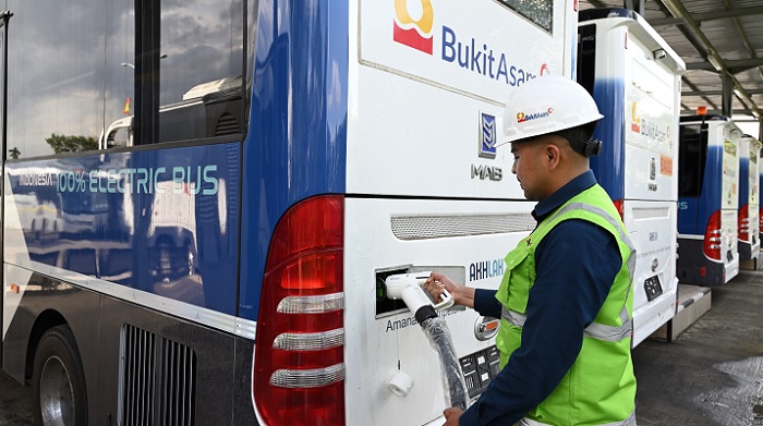 PTBA Mulai Operasikan 15 Unit Bus Listrik untuk Kendaraan Tambang