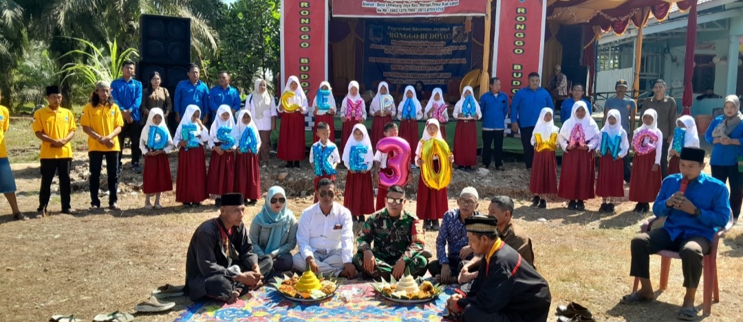 Berbagai Kesenian Sambut Hari Jadi Desa Cempaka Wangi, Dari Motong Nasi Tumpeng Bahkan Hiburan Kuda Lumping