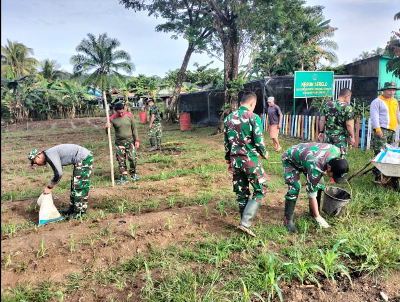 Ketahanan Pangan, Prajurit Kodim 0405/Lahat Lakukan Ini di Lahan Kosong Makodim?