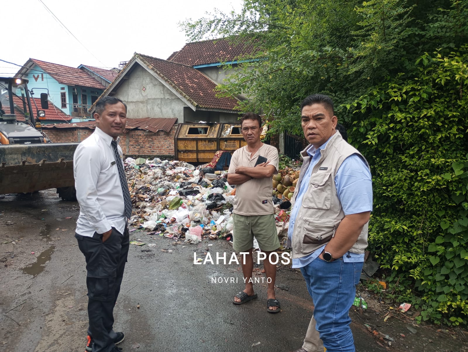 DLH Lahat Respon Cepat Pengaduan Masyarakat Terkait Sampah 