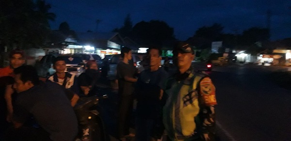 Petugas Keamanan Jaga jaga, Antisipasi Bakal Ada Unjuk Rasa Malam ini di Lebuay Bandung