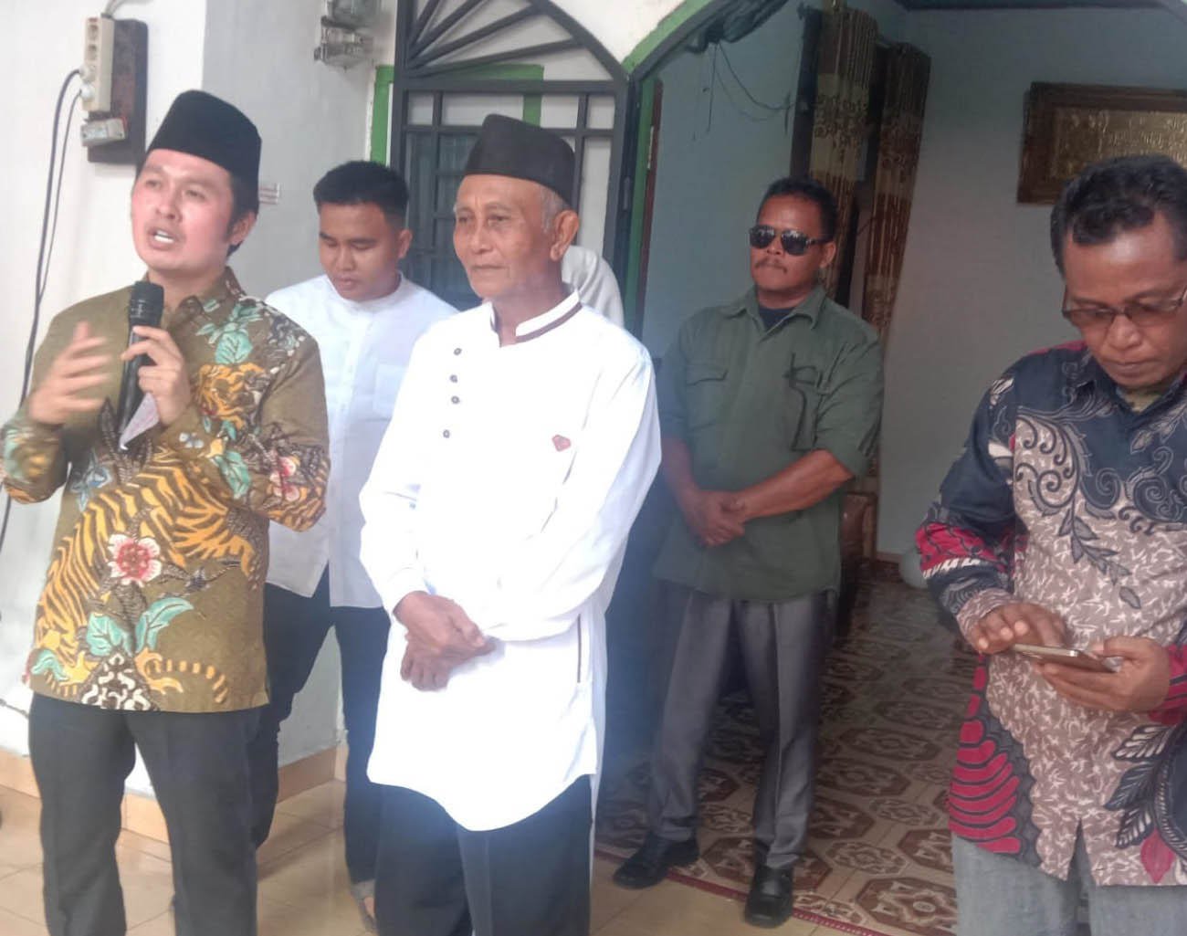 Imbauan Calon Bupati Lahat Yulius Maulana Jelang Pilkada Lahat 2024, YM Dapat Pantun