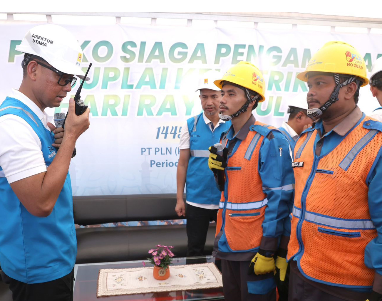 Dirut PLN Inspeksi SPKLU Jalur Mudik, Pastikan 1.299 Unit Se-Indonesia Siaga Layani Pengguna Mobil Listrik