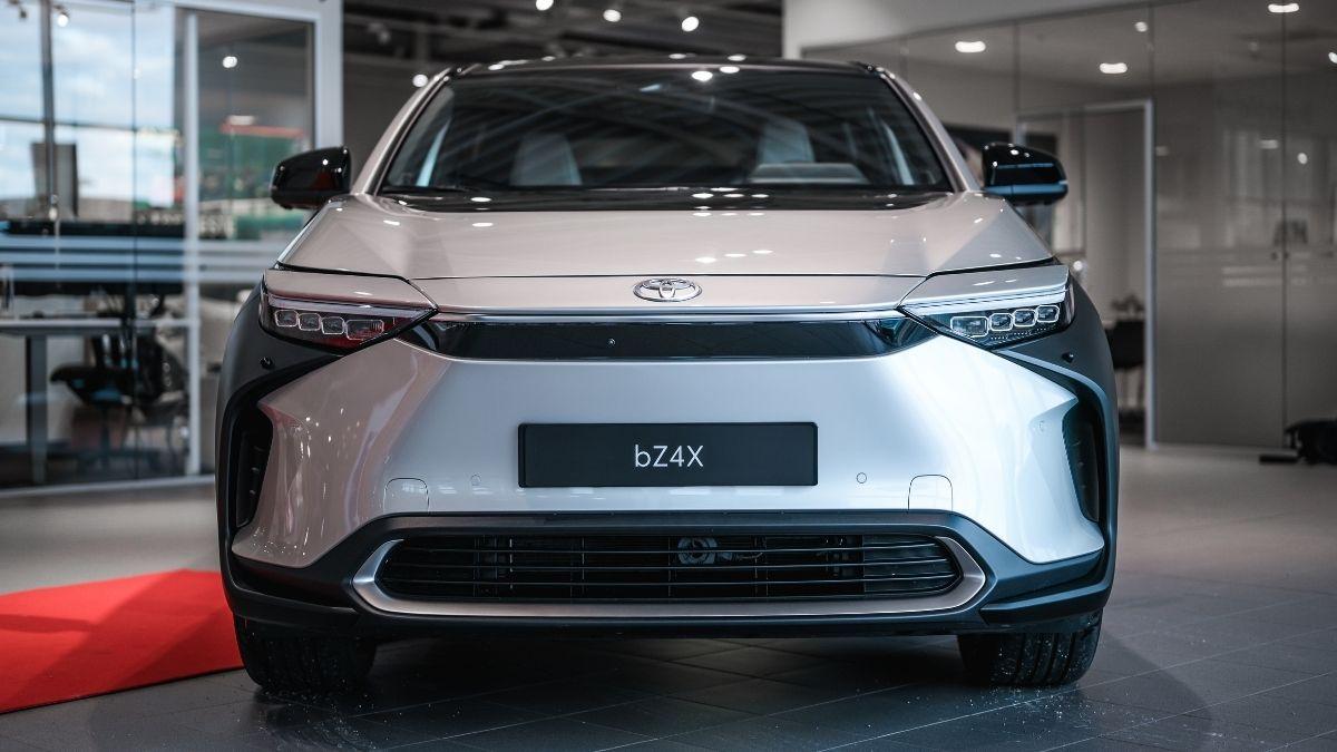 Banyak yang Nggak Tau! Ini Daftar 3 Mobil Listrik Terbaik 2026