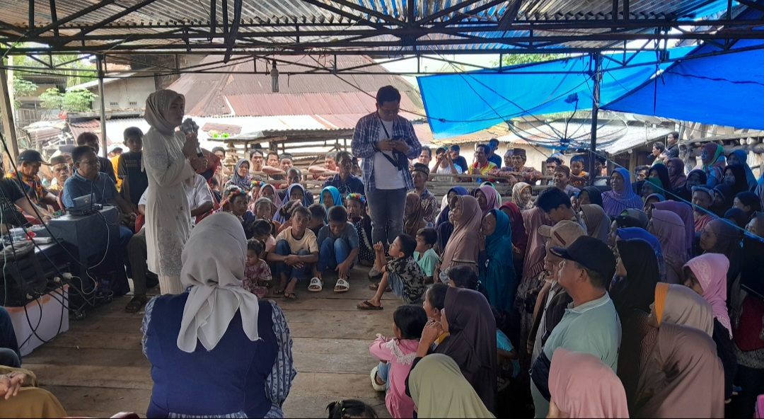 Ratusan Warga Lesung Batu Sambut Kehadiran Cawabub Lahat Widia Ningsih Dan Siap Menangkan BZ-WIN