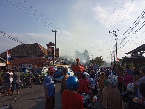 Rumah Terbakar di Lahat Tengah Milik Ali