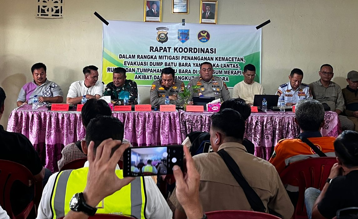 Pemasangan CCTV Jadi Solusi Atasi Kemacetan Angkutan Batubara di Jalan Lintas Kecamatan Merapi Area