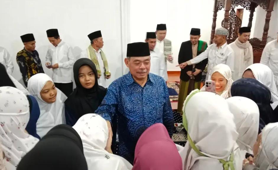 Safari Ramadhan, Bupati Bursah Zarnubi Ajak Persatuan dan Kerukunan
