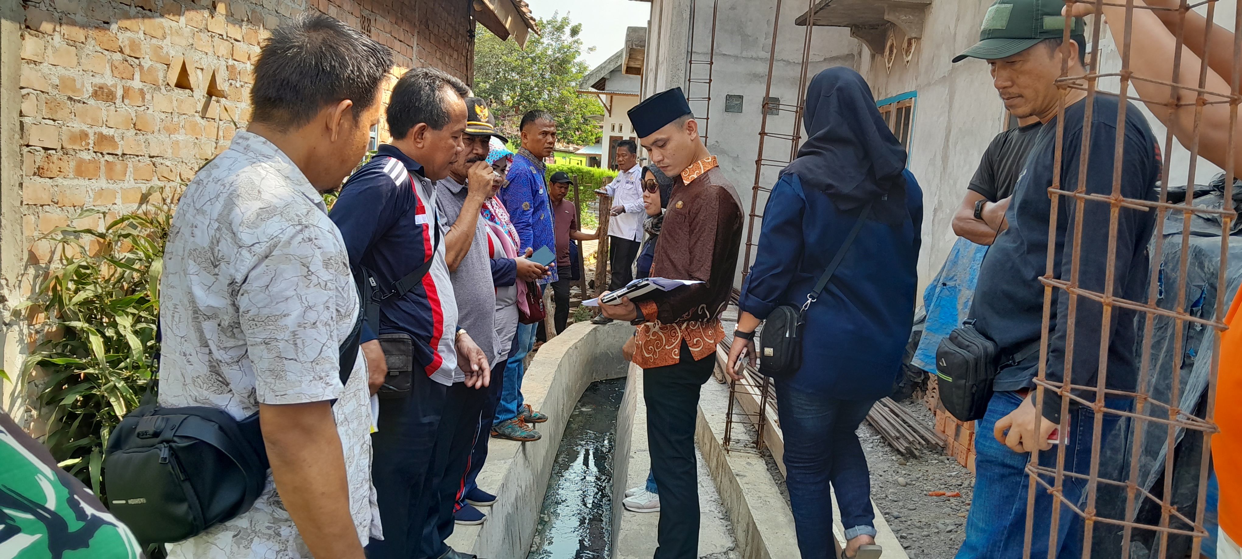 Tim Monev Kecamatan Merapi Barat Kunjungi Desa Ulak Pandan, Ini Yang Di Monitoring