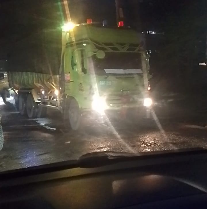 Waduh Angkutan Batubara Pun Melintas Di Dalam Kota Lahat