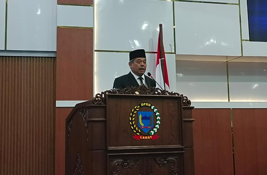 Bupati Lahat Bursah Zarnubi: KUA-PPAS 2026 Mampu Jawab Kebutuhan Masyarakat
