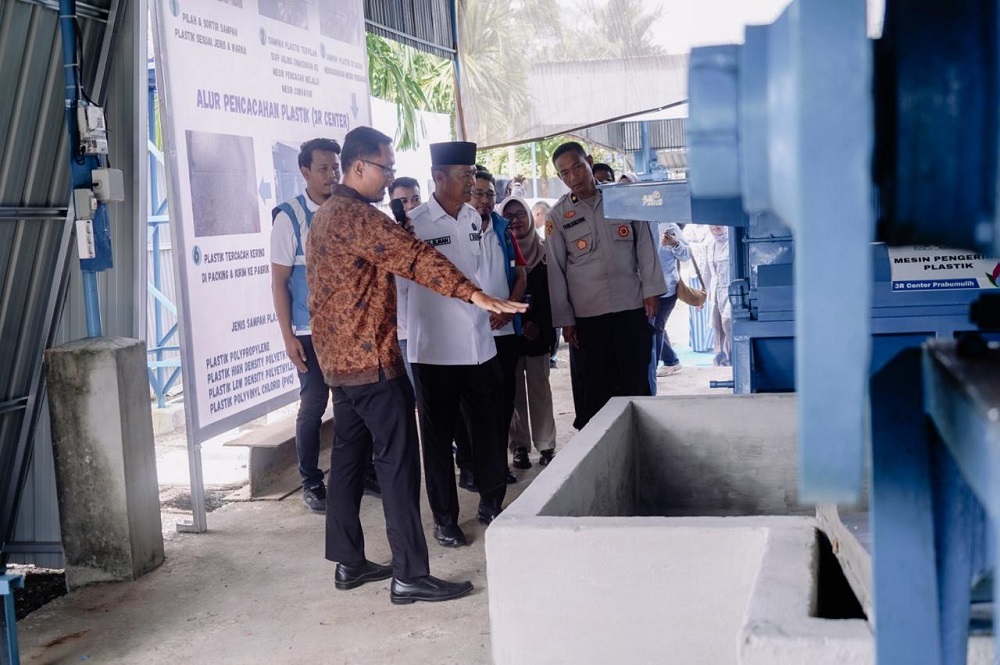 PLN UID S2JB Dorong Pengelolaan Sampah Berkelanjutan Lewat Bank Sampah Terpadu Berbasis Listrik di Prabumulih