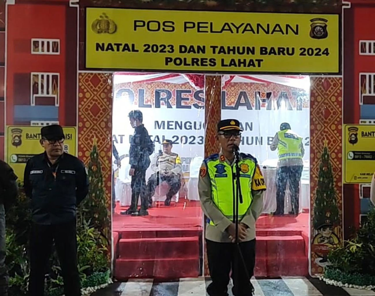 Kapolres Lahat AKBP God Parlasro S Sinaga Pimpin Apel Kesiapan Pengamanan Malam Tahun Baru 2024