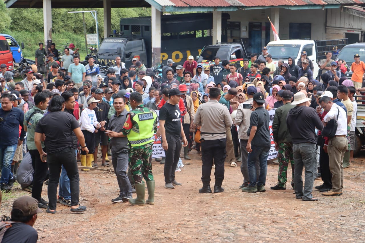 Pengawalan dan Pengamanan Aksi Unjuk Rasa Masyarakat Partikal Lama Kikim Timur