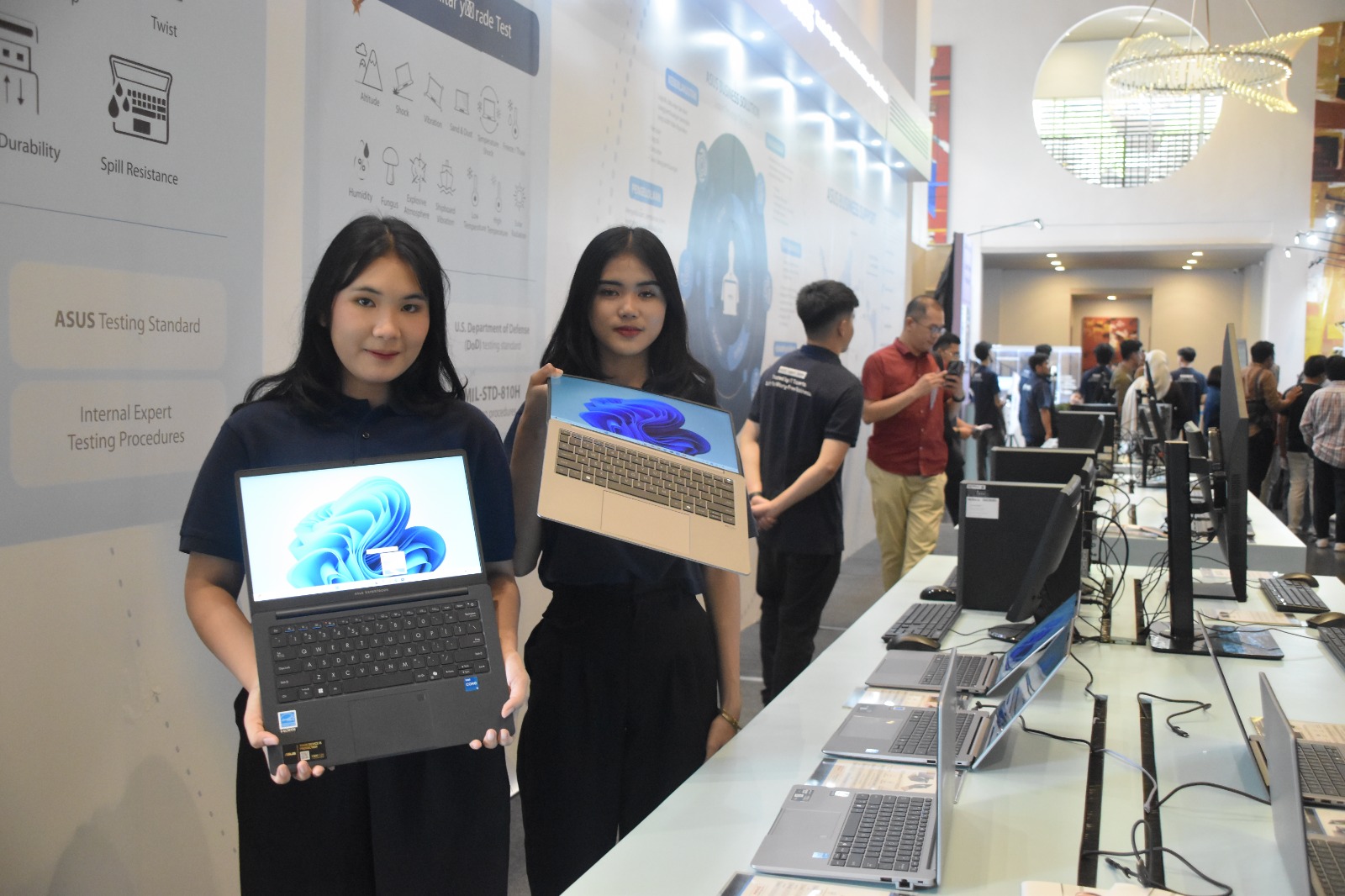 ASUS Perkenalkan Rangkaian ExpertBook Series di Sumatera Selatan Perkuat Dukungan untuk Ekosistem Bisnis Lokal