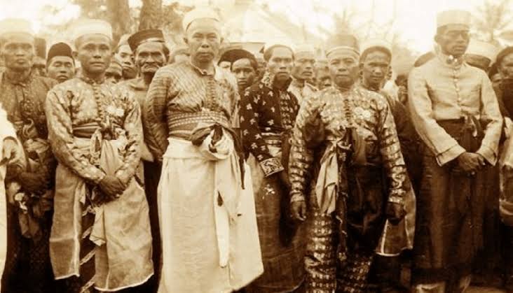 Kenalan dengan Suku Bugis: Sejarah, Budaya, dan Kisah Perantauan yang Hebat