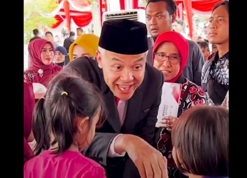 Gubernur Jawa Tengah Ganjar Pranowo Berbagi Info Cara Turunkan Stunting