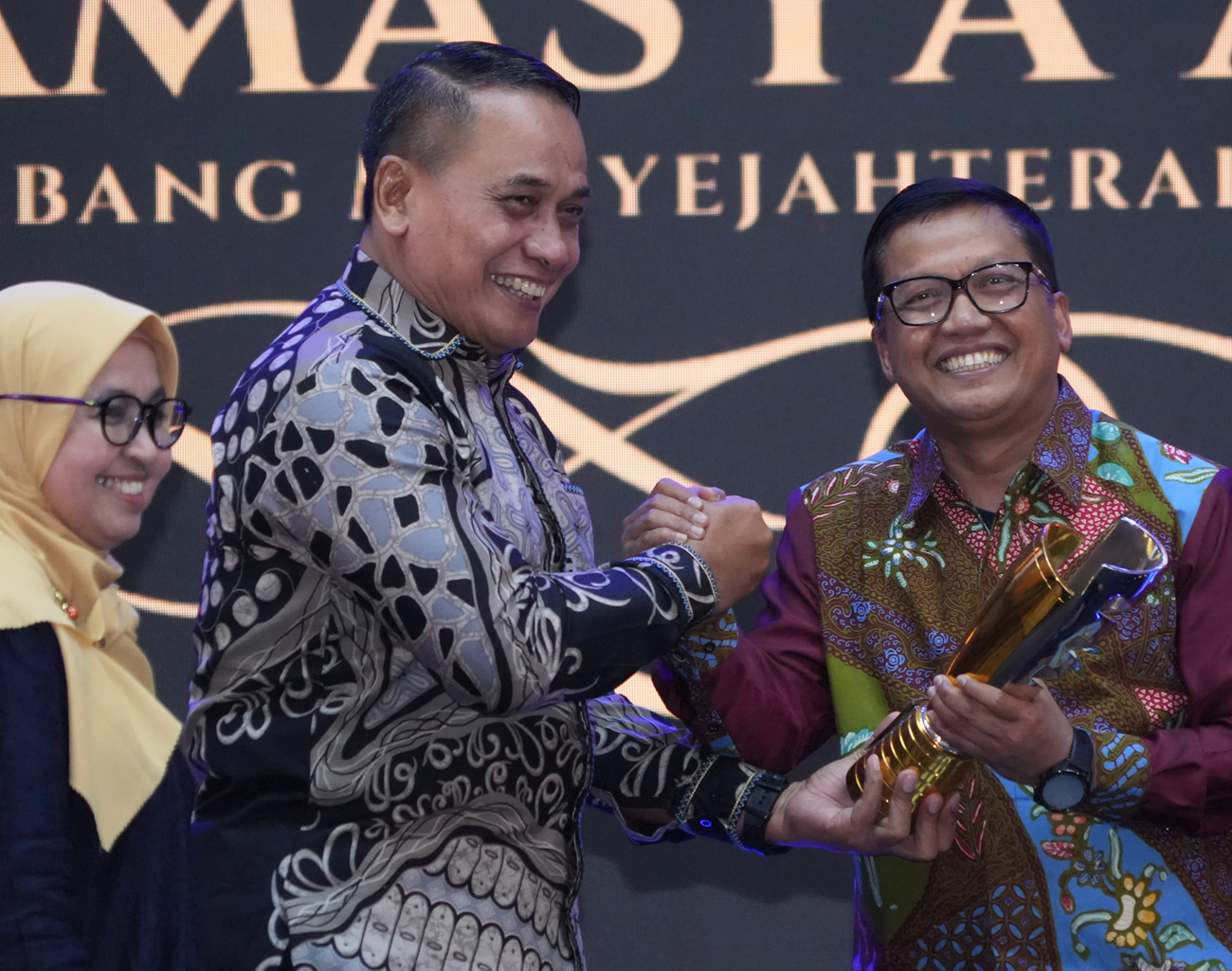 Konsisten Berdayakan Masyarakat, PTBA Raih Tamasya Award dari Kementerian ESDM