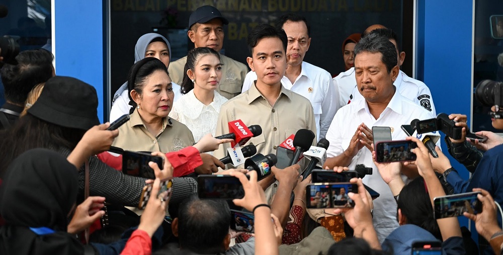 Survei Poltracking: 71,4 % Masyarakat Puas dengan Kinerja Gibran Jabat Wakil Presiden