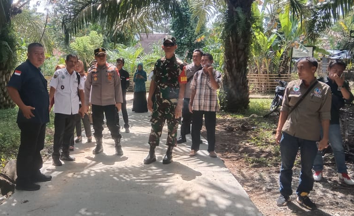 Monev Pembangunan Fisik Desa Maspura Kikim Tengah: Jalan Usaha Tani Cor Beton Panjang 400 Meter