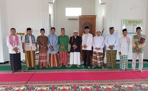  H Ahmad Muttaqin Mengisi Khotbah di Masjid Nurul Hidayah Tanjung Payang