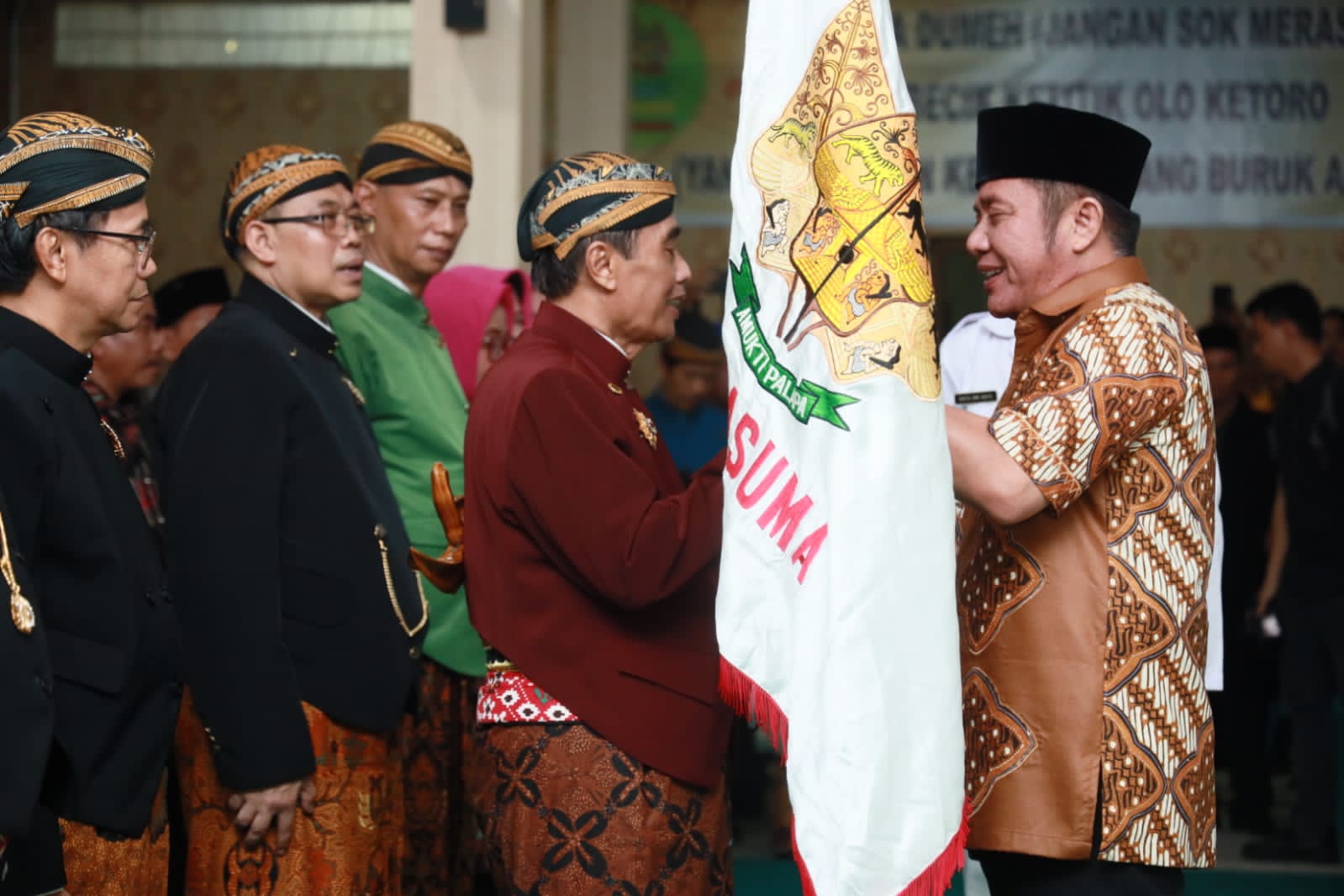 Gubernur Sumsel Minta Pujasuma Pertahankan Kesenian Wayang 