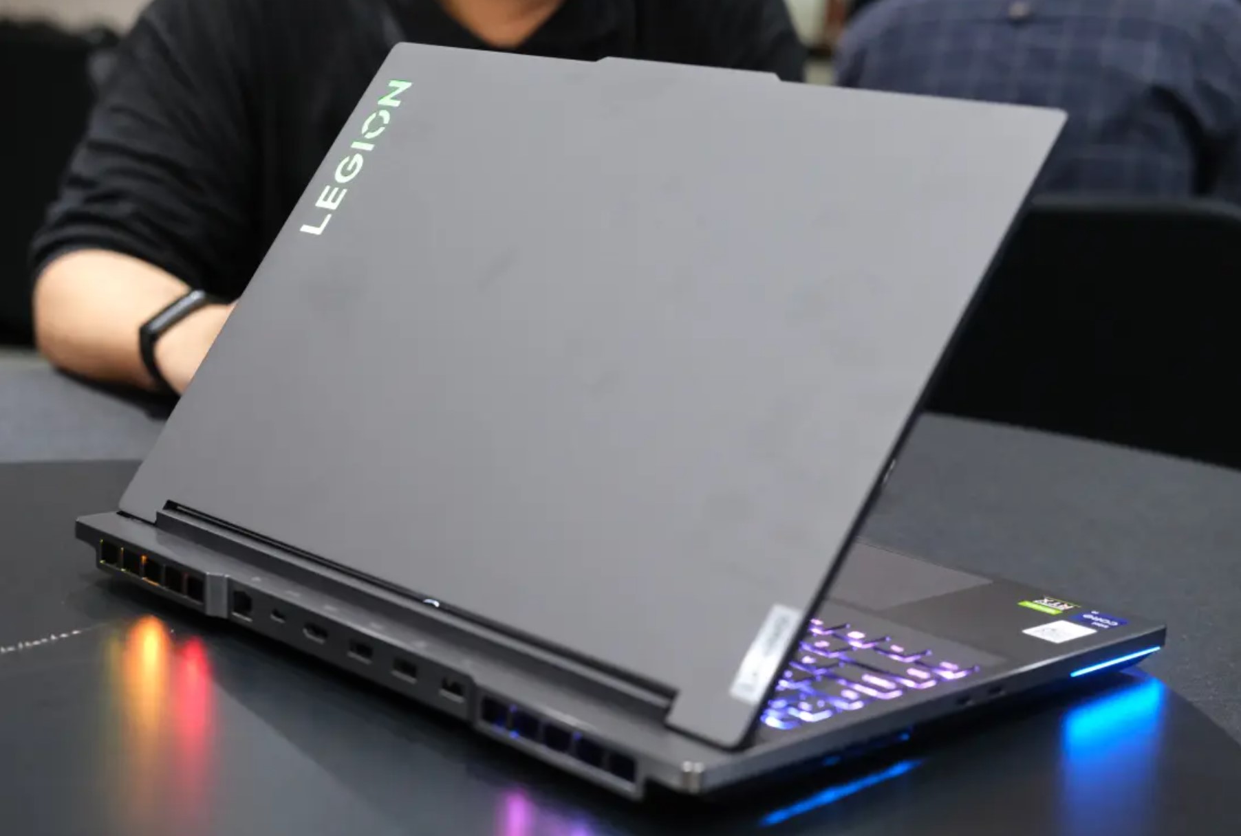 Melihat Spek Lenovo Legion 7i, Laptop Terbaik dengan Kapasitas Baterai Super Besar, Main Game Berasa Lancar   