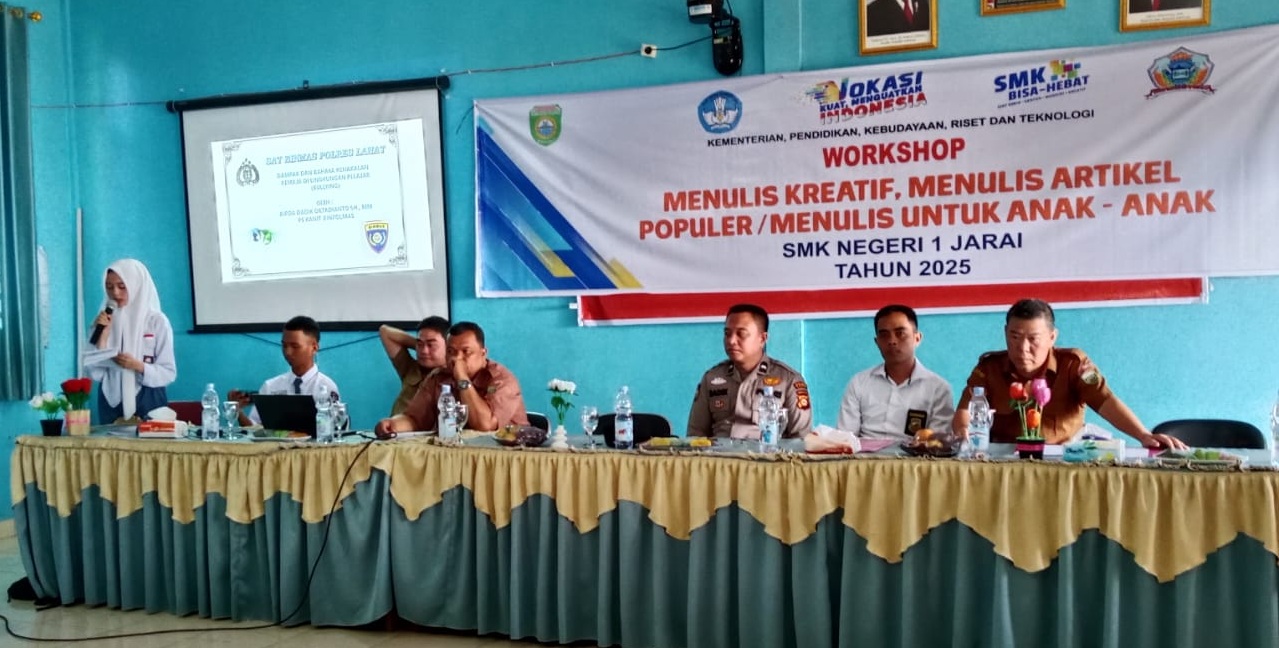 Sat Binmas Polres Lahat Melaksanakan Police Goes to School di Kecamatan Jarai