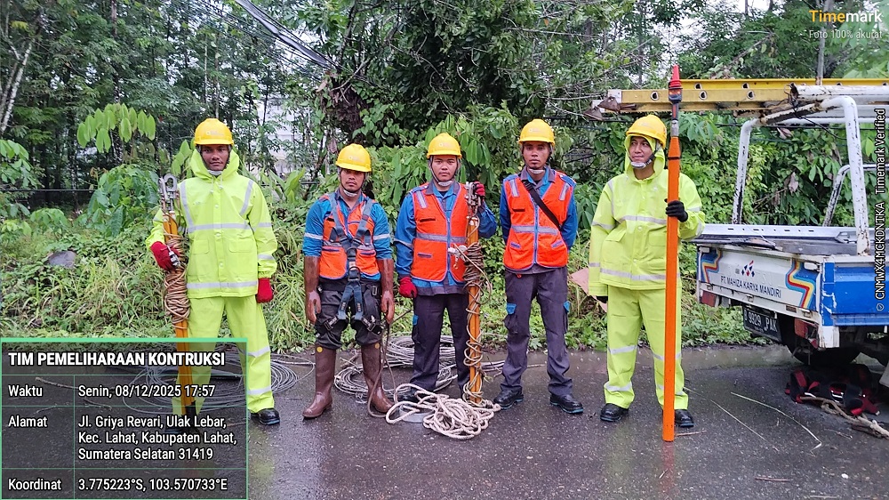 Tak Kenal Lelah, Para Petugas Yantek PLN ULP Lembayung Berjuang Memulihkan Jaringan Listrik di Kabupaten Lahat