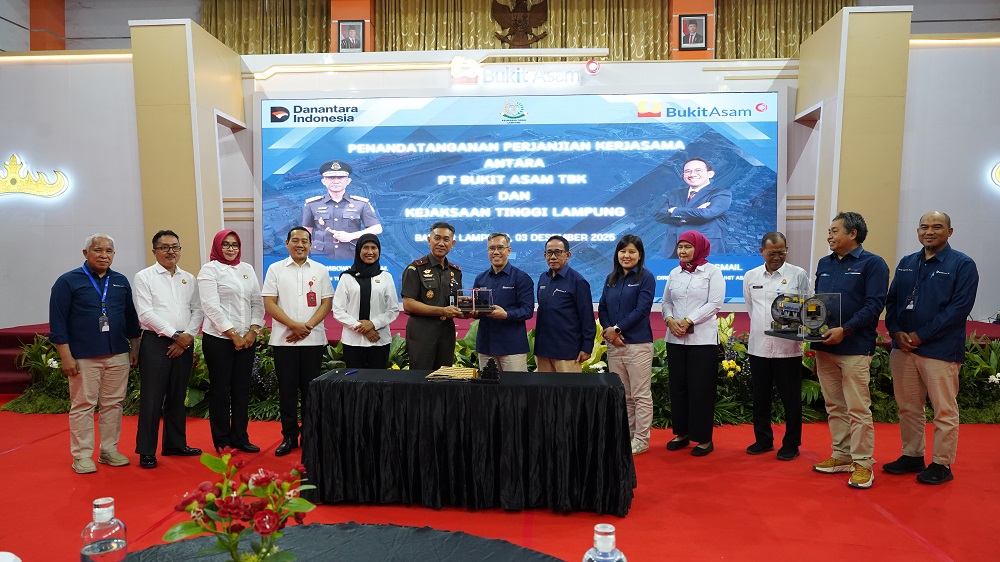Wujudkan Proyek Strategis Sesuai GCG, PTBA dan Kejati Lampung Tandatangani PKS Bantuan Hukum dan TJSL