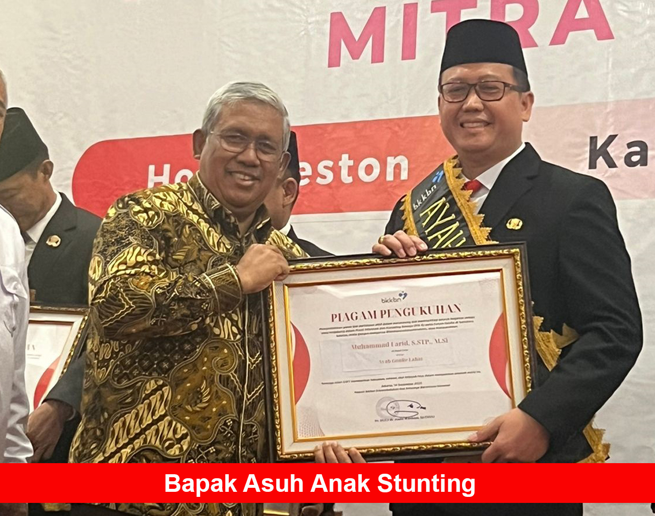 Pj Bupati Lahat Muhammad Farid Jadi Bapak Asuh Anak Stunting