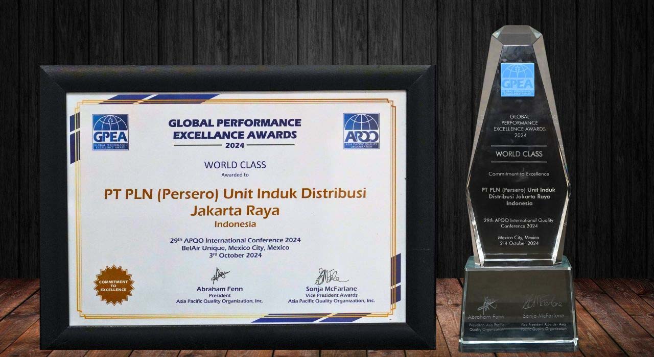 Kinerja Terus Membaik, PLN Raih World Class Company pada Ajang Penghargaan di Meksiko