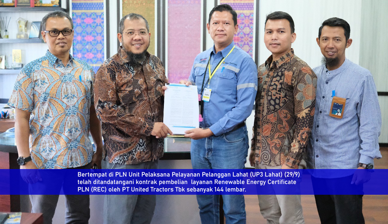 Gunakan Energi Bersih, PT United Tractor Teken Kontrak Pembelian Layanan REC PLN