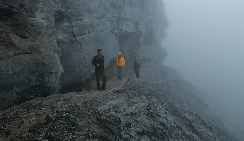 Paradoxical Undressing, Pendaki Gunung Wajib Tahu