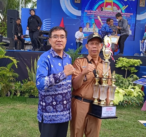 Bupati Lahat Cik Ujang Bangga Desa Banjarsari Raih Juara pada Lomba Desa Tingkat Provinsi Sumsel